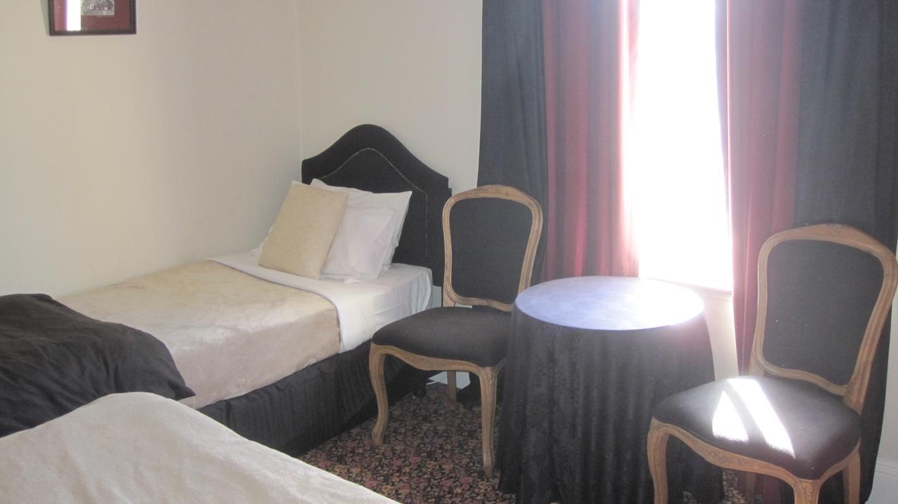 Alexandra Hotel Лера Екстер'єр фото